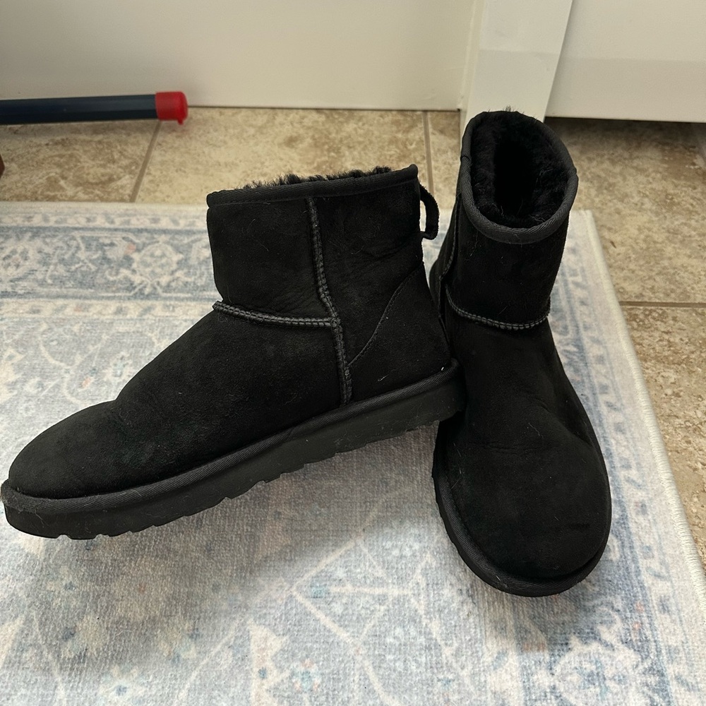 UGG Black Classic Mini with Plush Lining - Picture 2 of 3